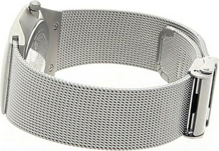 Actual product image Bering Classic (Analogue wristwatch, 30 mm)