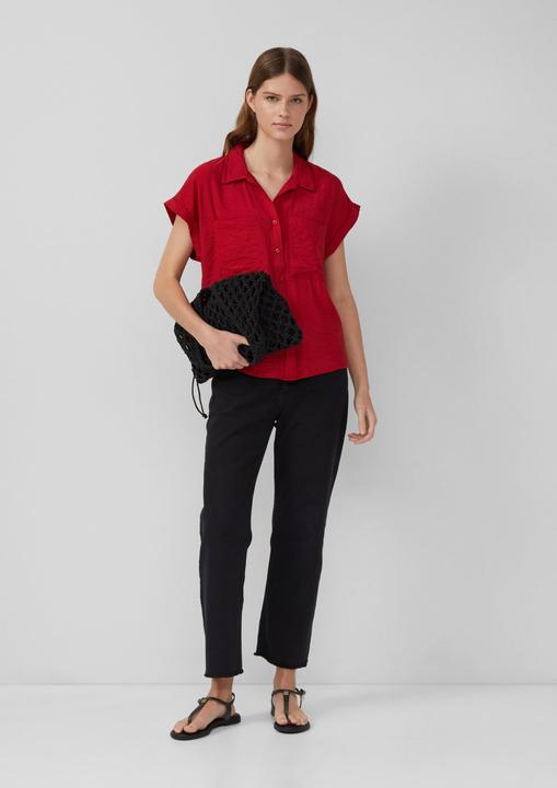 Immagine prodotto s.Oliver Bluse Bluse aus strukturiertem Viskosemix mit aufgesetzter Tasche (48)