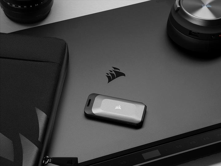 Produktbild Corsair EX100U (1 TB)