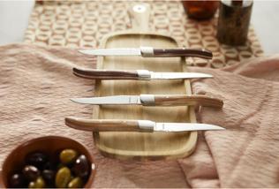 Image du produit Amefa Royal Steak 2520 - 4-pcs Steak knife set natural in wooden box (4 pcs, Set de couverts)