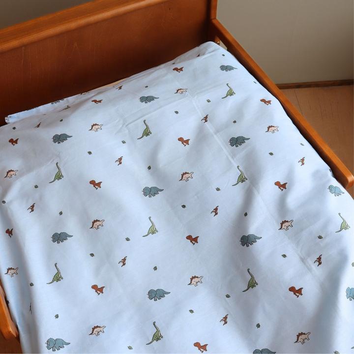 Actual product image By Mats - Mini Dino Bed Linen Set - 100x140 cm x 40x45 cm (MAT279)