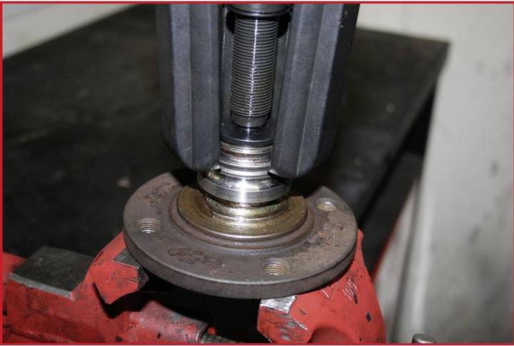 Actual product image KS Tools Bearing ring puller 3-arm with clamping cone, 6 pcs