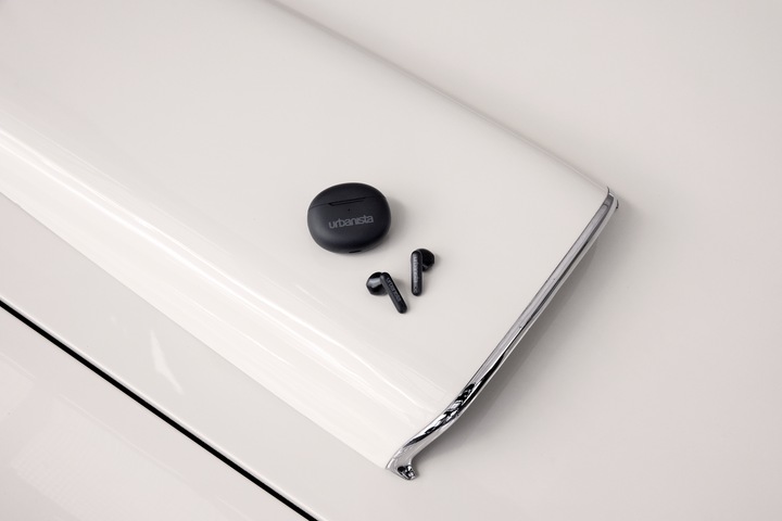 Actual product image Urbanista Austin (No noise cancelling, 5 h, Cable)