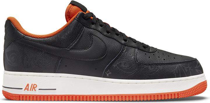 Produktbild Nike AIR FORCE 1 07 PRM (42)
