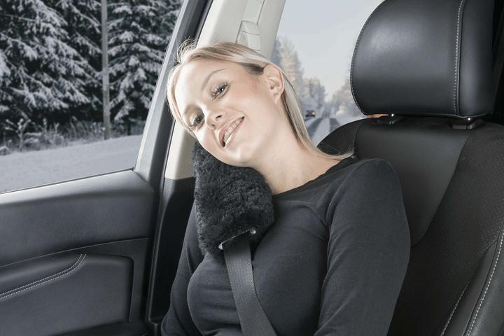 Produktbild Walser Gurtpolster Millie aus Lammfell, 2 Stück schwarz