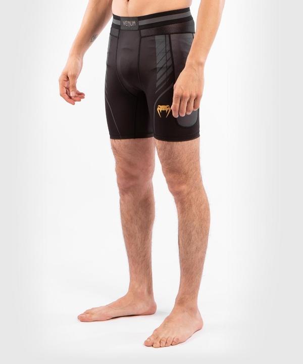 Produktbild Venum Athletics Vale Tudo Shorts- Black/Gold (S)