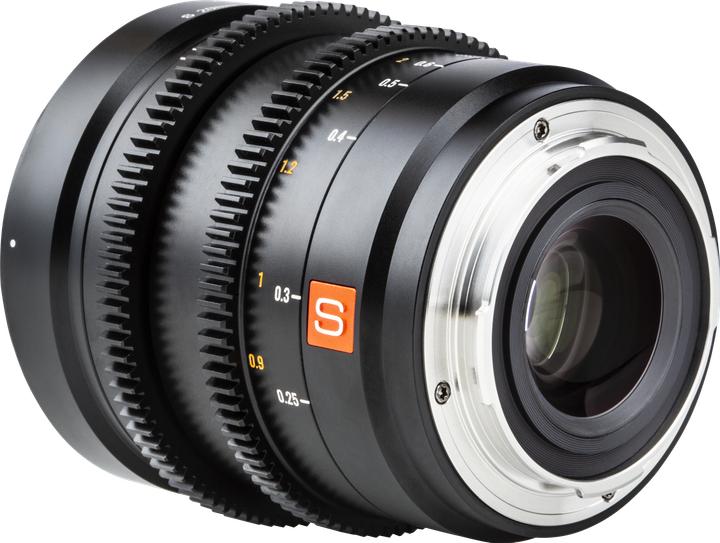 Actual product image Viltrox L-20mm T2.0 S Full Frame. Manual focus cine lens for Panasonic L mount, 20mm/T2.0 (L-Mount, full size)