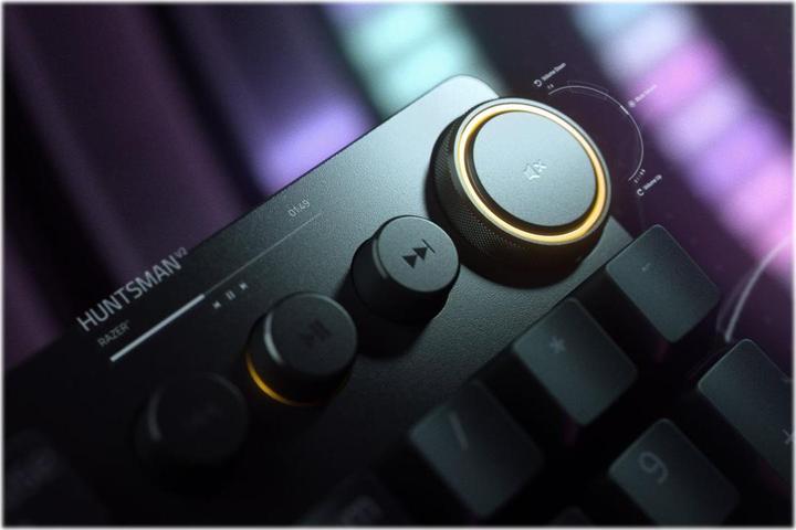 Actual product image Razer Huntsman V2 (DE, Cable)