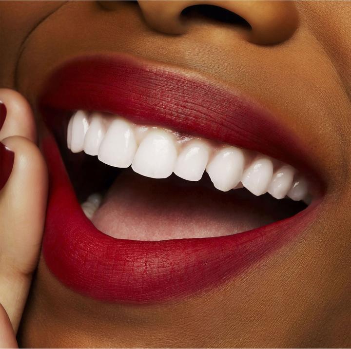 Produktbild MAC Cosmetics Powder Kiss Lipstick (Lady, 929 You'Re Buggin)