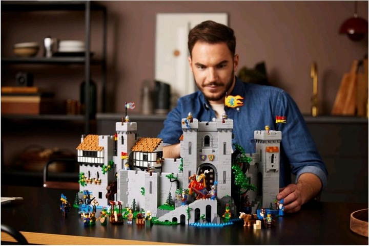Image du produit LEGO Château des Chevaliers du Lion (10305, LEGO difficiles à trouver, LEGO Icons)