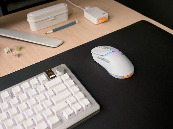 Produktbild Glorious Model D 3 Wireless Mouse White (Kabellos)