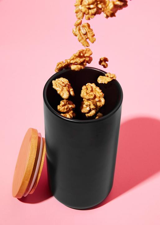 Image du produit KoRo Boîte à provisions noire en faïence avec couvercle en bambou 1180 ml (1.18 l)