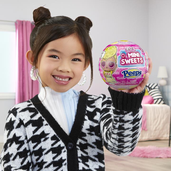 Actual product image MGA L.O.L. Surprise Loves Mini Peeps Hugs (Display=18)