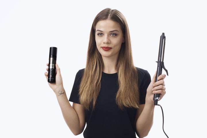 Immagine prodotto ghd Curly Ever After Curl Hold Spray 120ml (120 ml)