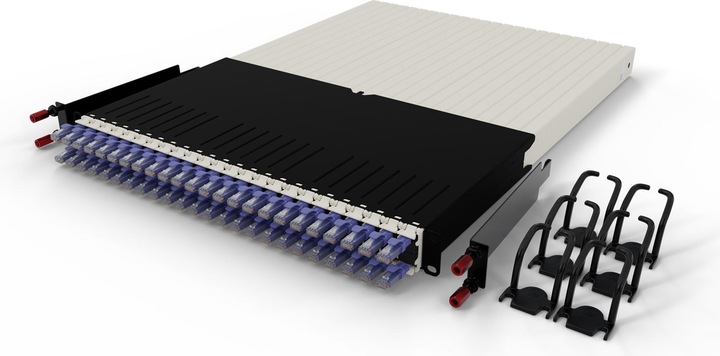 Produktbild PATCHBOX one / 30RU / Cat 6A, UTP, 1.8 m, Violett (U/UTP, CAT6a, 1.80 m)