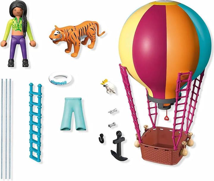 Actual product image Playmobil Balloon trip (71853)
