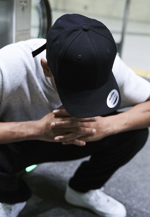 Image du produit Flexfit 6-Panel Curved Metal Snap (Taille unique)