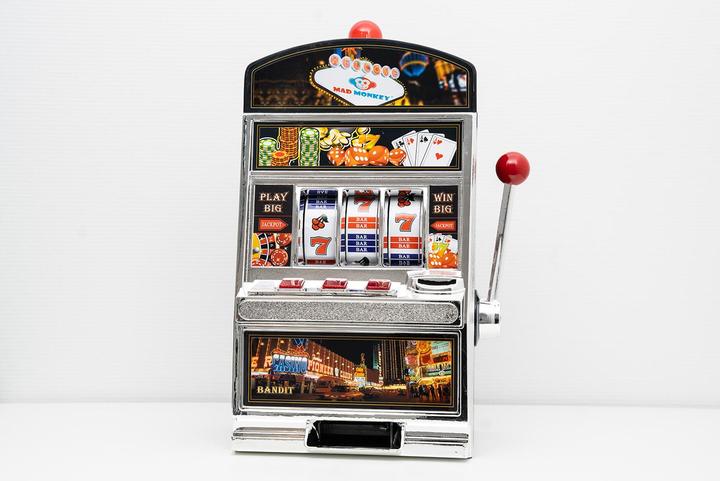 Mad Monkey Slot Machine (20 x 38 cm)