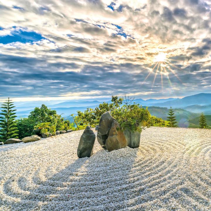 Actual product image Inside Japan 2026 (30 x 30 cm)