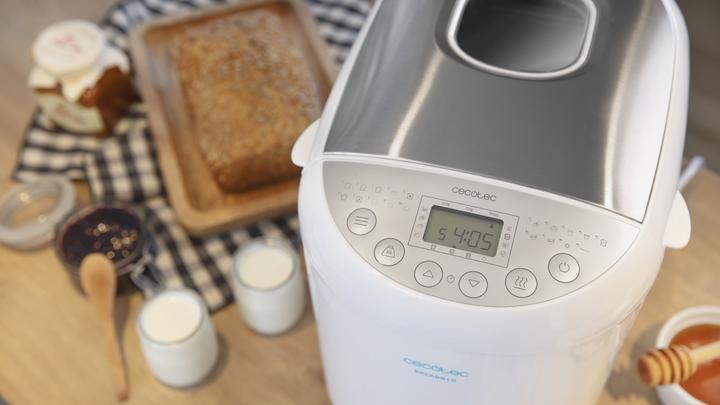 Actual product image Cecotec Bread&Co