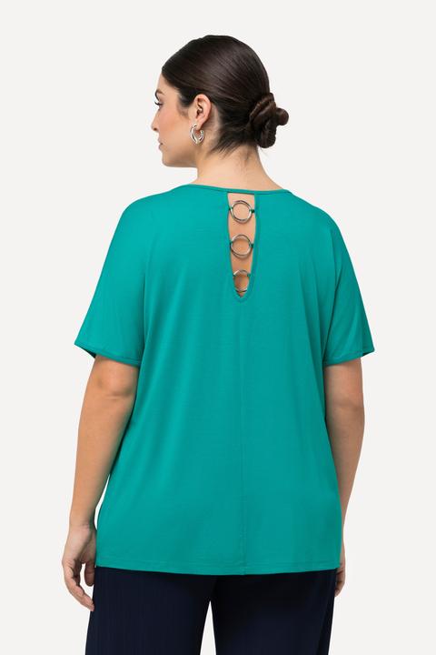 Immagine prodotto Ulla Popken T-shirt con apertura sul retro, anelli, scollo a V e mezze maniche (56)