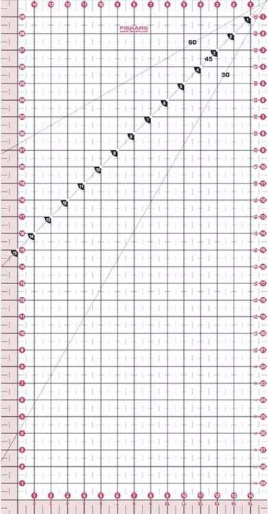 Produktbild Fiskars Patchwork Lineal, 15 x 30 cm, Farbe: transparent Raster in cm, für die perfekte Quadraten, Streifen (30 cm)