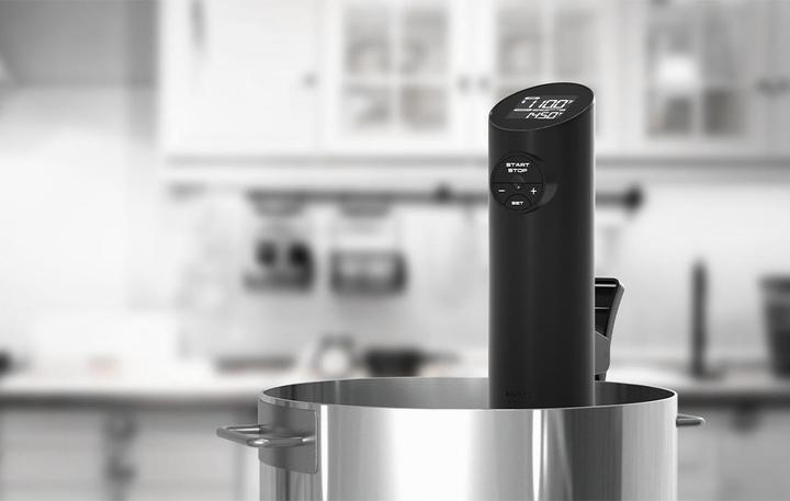 Actual product image TFA Dostmann Sousmatic Edition Sous-Vide Cooker 14.1551.01, Sous-Vide Stick red