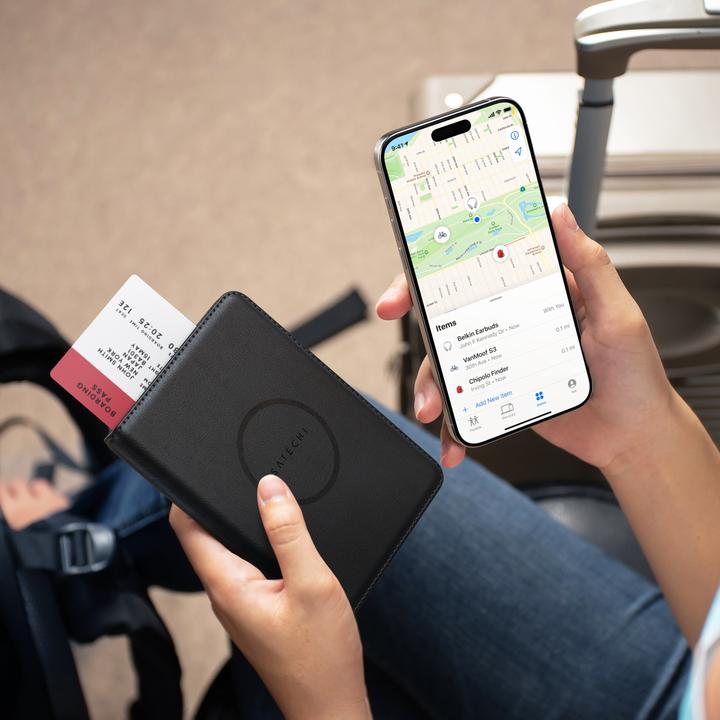 Actual product image Satechi Passport Cover (Passport cover)