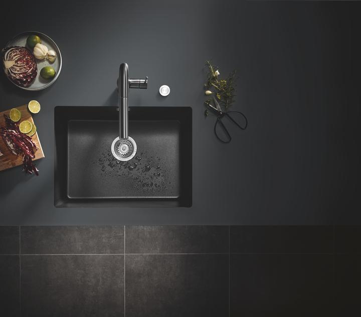 Actual product image Grohe Essence single-lever sink mixer