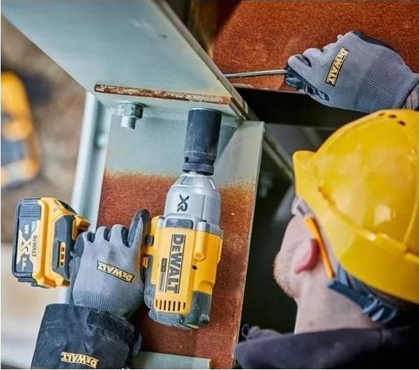 Produktbild DeWalt DCF897N-XJ