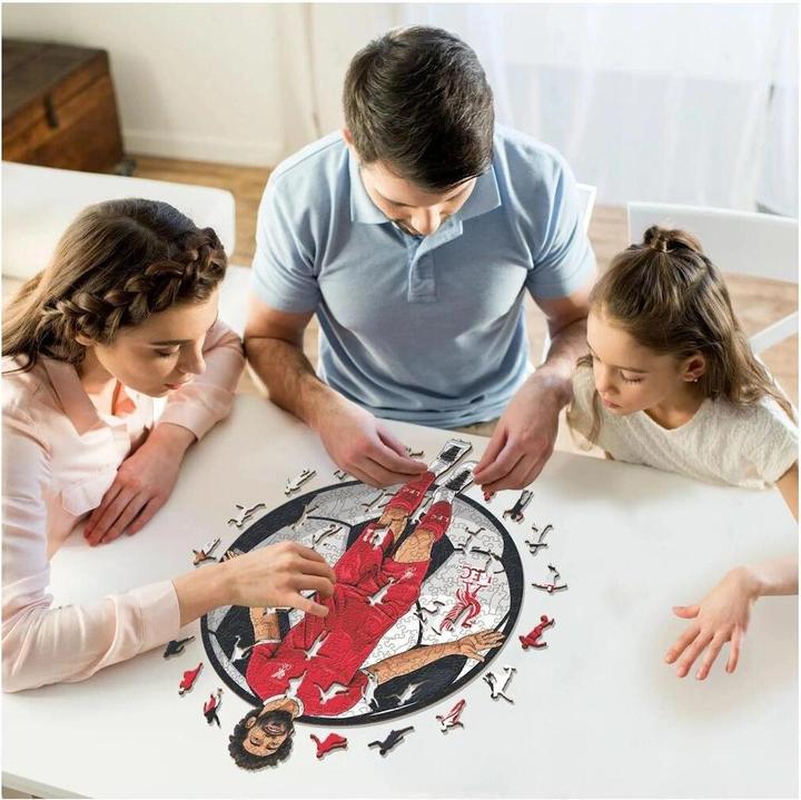 Produktbild Iconic Liverpool FC - Mo Salah - Holz Puzzle Grösse S (150 Teile) (150 Teile)