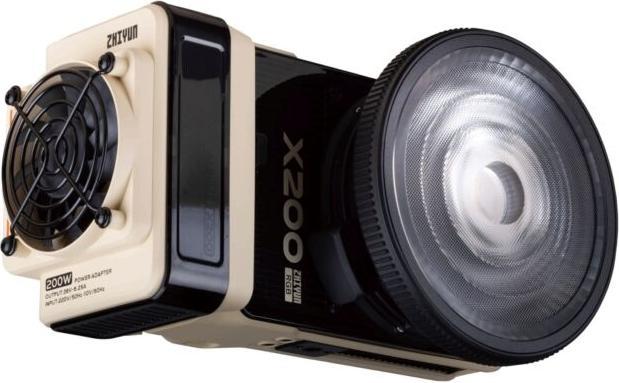 Produktbild Zhiyun MOLUS X200 RGB Combo - LED COB Light with EUR plug