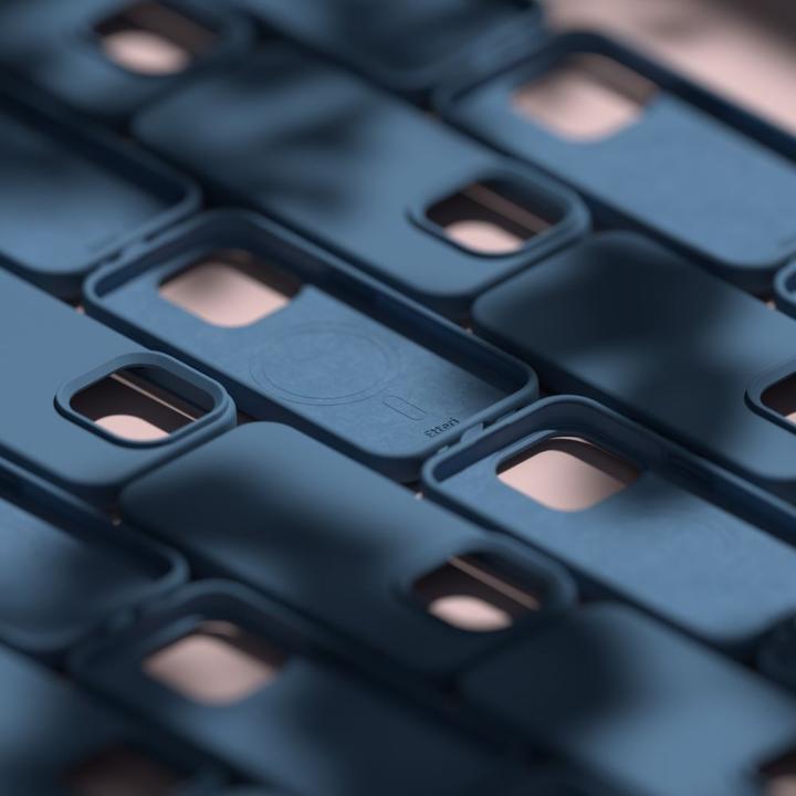 Actual product image Etteri Silicone Mag case for iPhone 15 Pro Max 6,7" dark blue (Apple iPhone 15 Pro Max)