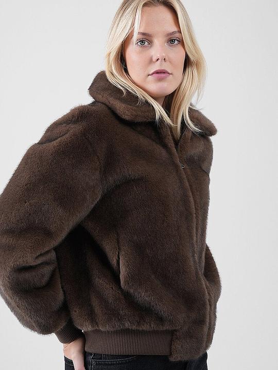 Actual product image Studio AR Selena (40)