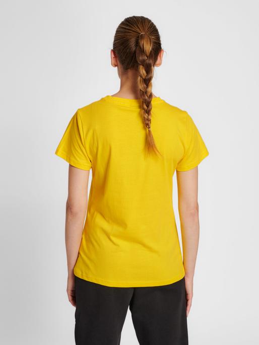 Actual product image hummel Hmlred Basic T-Shirt S/S Woman (L)