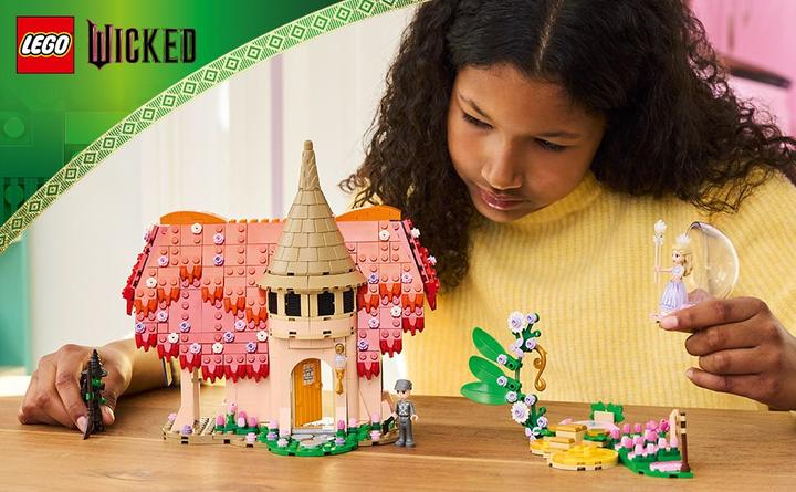 Actual product image LEGO Glinda & Elphaba Visit Munchkinland (75690)