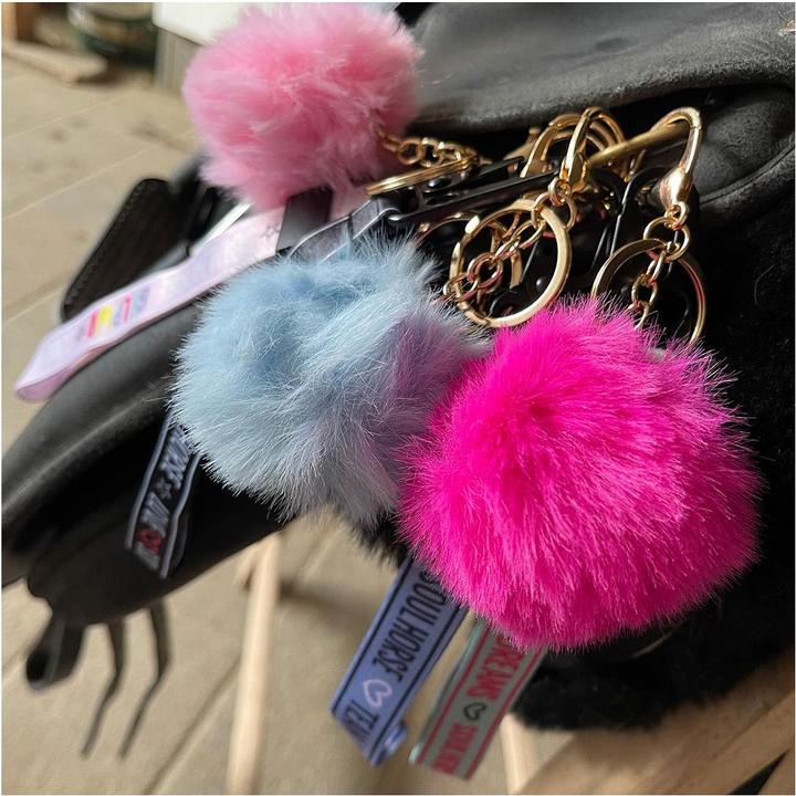 Actual product image Soulhorse Pom Pom key ring Chase your dreams