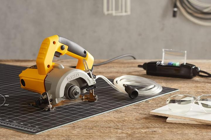 Actual product image DeWalt DWC410QS