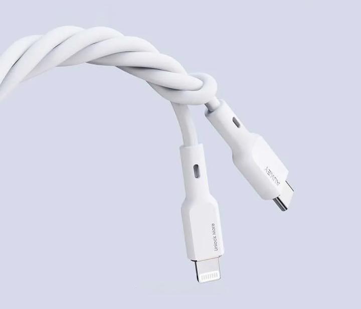 Produktbild Aukey USB-C - Lightning MFi 27W silicone USB cable, 1.8 m (1.80 m, USB 2.0, 27 W)