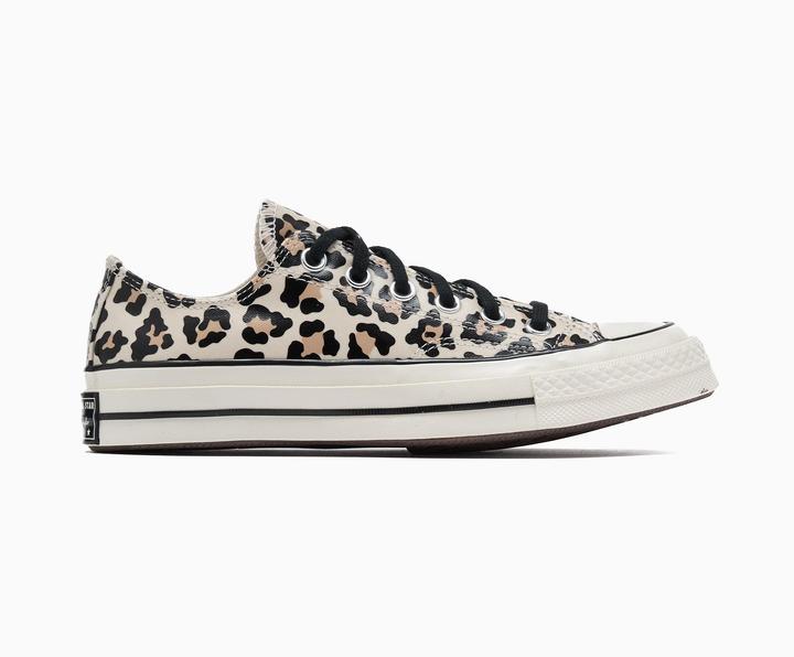 Image du produit Converse Chuck 70 Ox Glow In The Dark (39)