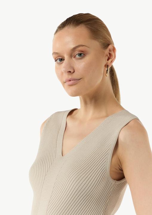 Produktbild Comma Strickpullunder Feinstricktop mit Rippstruktur im Skinny Fit (38)