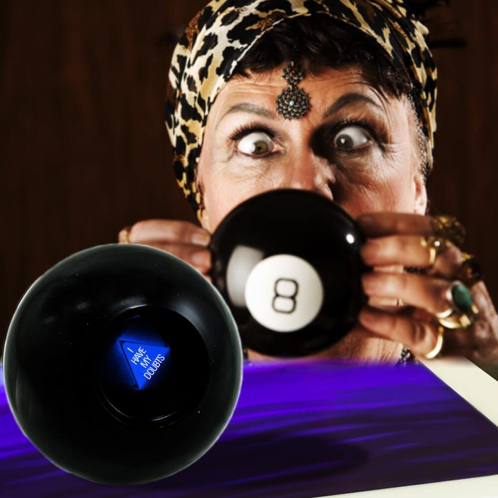 Actual product image Mikamax Mystic 8 Ball (01000)