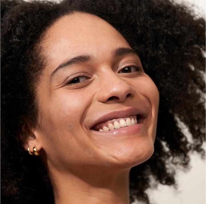 Actual product image Apricot Post Pimple Patches "fade away"