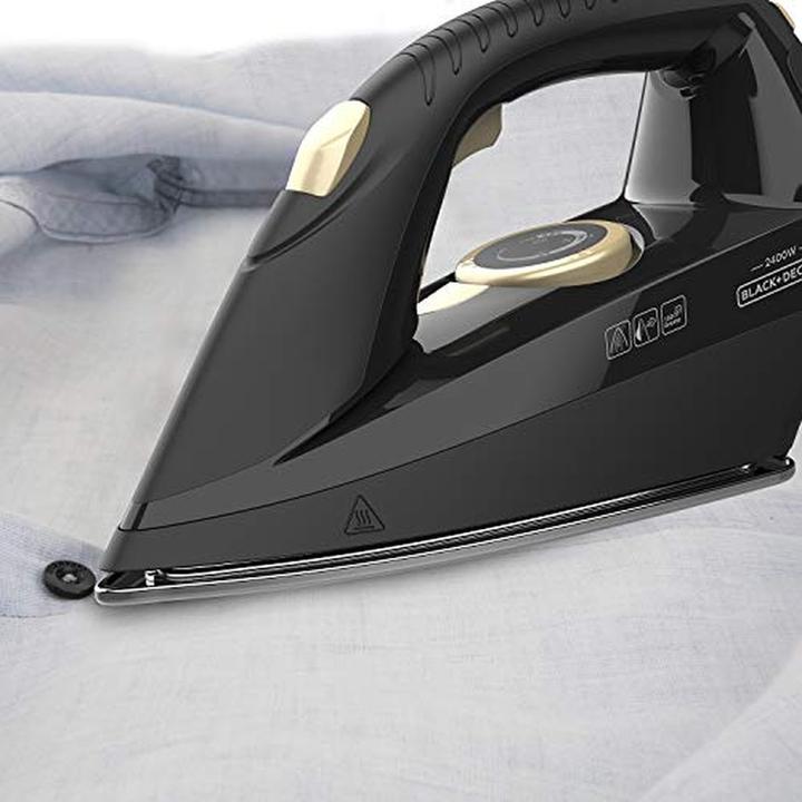 Actual product image Black & Decker Steam Ironing Station Black+Decker BXSS2400E (2400W) (2400 W, 130 g/min)