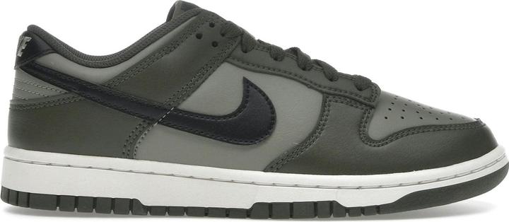 Actual product image Nike Dunk Low Retro Green (41)