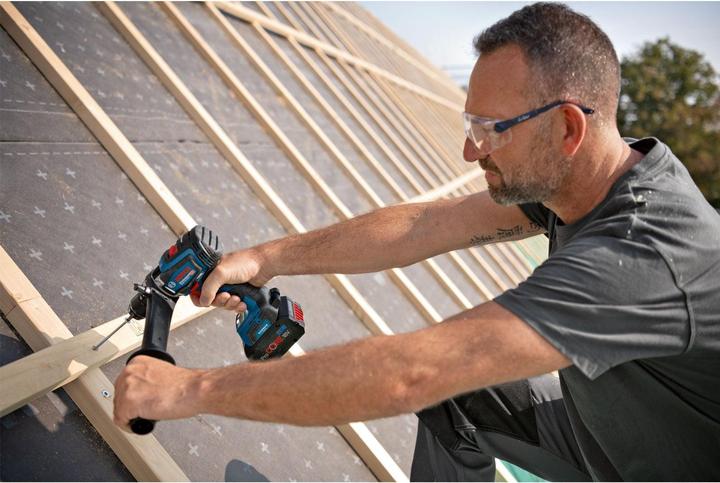 Actual product image Bosch Professional GSB 18V-150 C