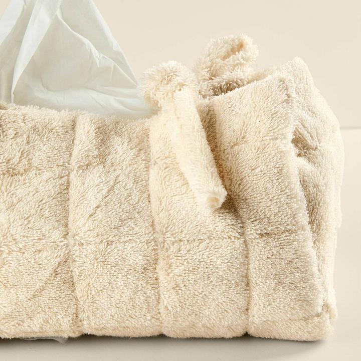 Actual product image Loberon Taschentuchbox Invarel creme