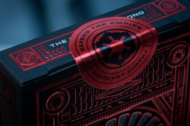 Produktbild Theory11 Star Wars Spielkarten Red Version (Englisch)