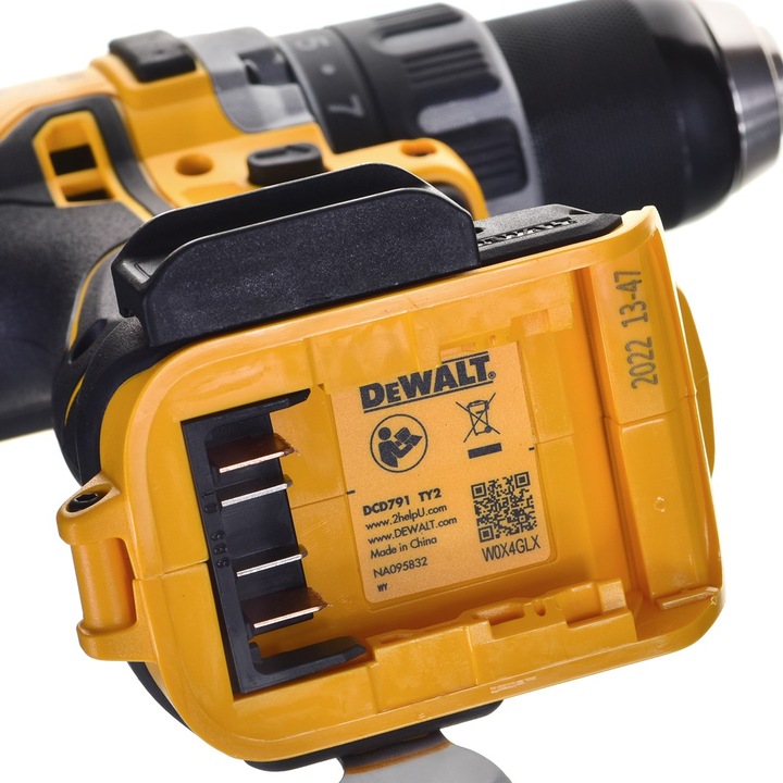 Actual product image DeWalt DCD791D2 (Rechargeable battery operated)