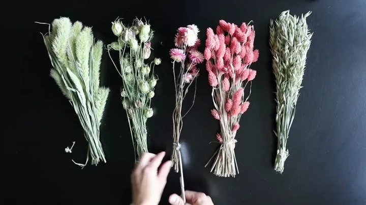 Actual product image Anjel Dried flowers with cardboard box and ring Pink/Salmon (Dried flowers)